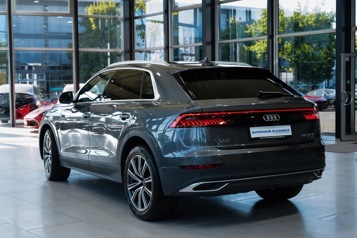 Audi Q8 55 TFSI quattro S-LINE HEAD-UP SOFT-CLOSE R21 foto 3