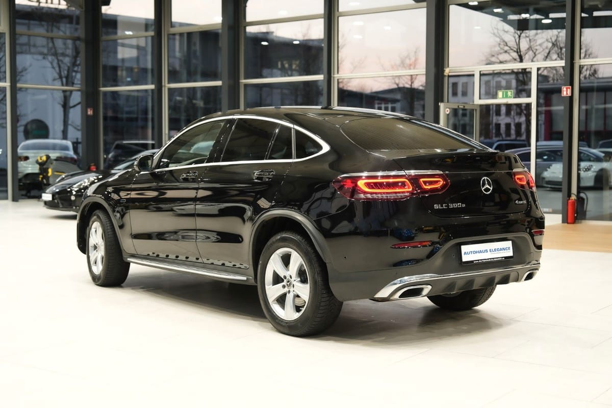 Mercedes-Benz GLC 300 e Coupe 4M AMG-LINE LEDER NAVI LED 1.HD foto 4