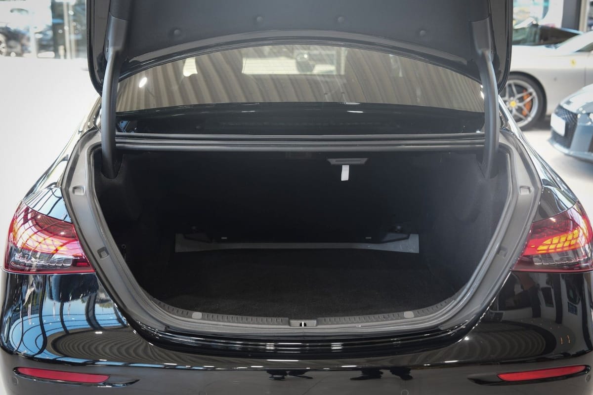 Mercedes-Benz E 300 Lim. Exclusive AVANTGARDE-INT. 360°KAM LED foto 18