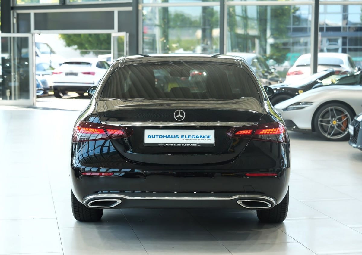 Mercedes-Benz E 300 Lim. Exclusive AVANTGARDE-INT. 360°KAM LED foto 6