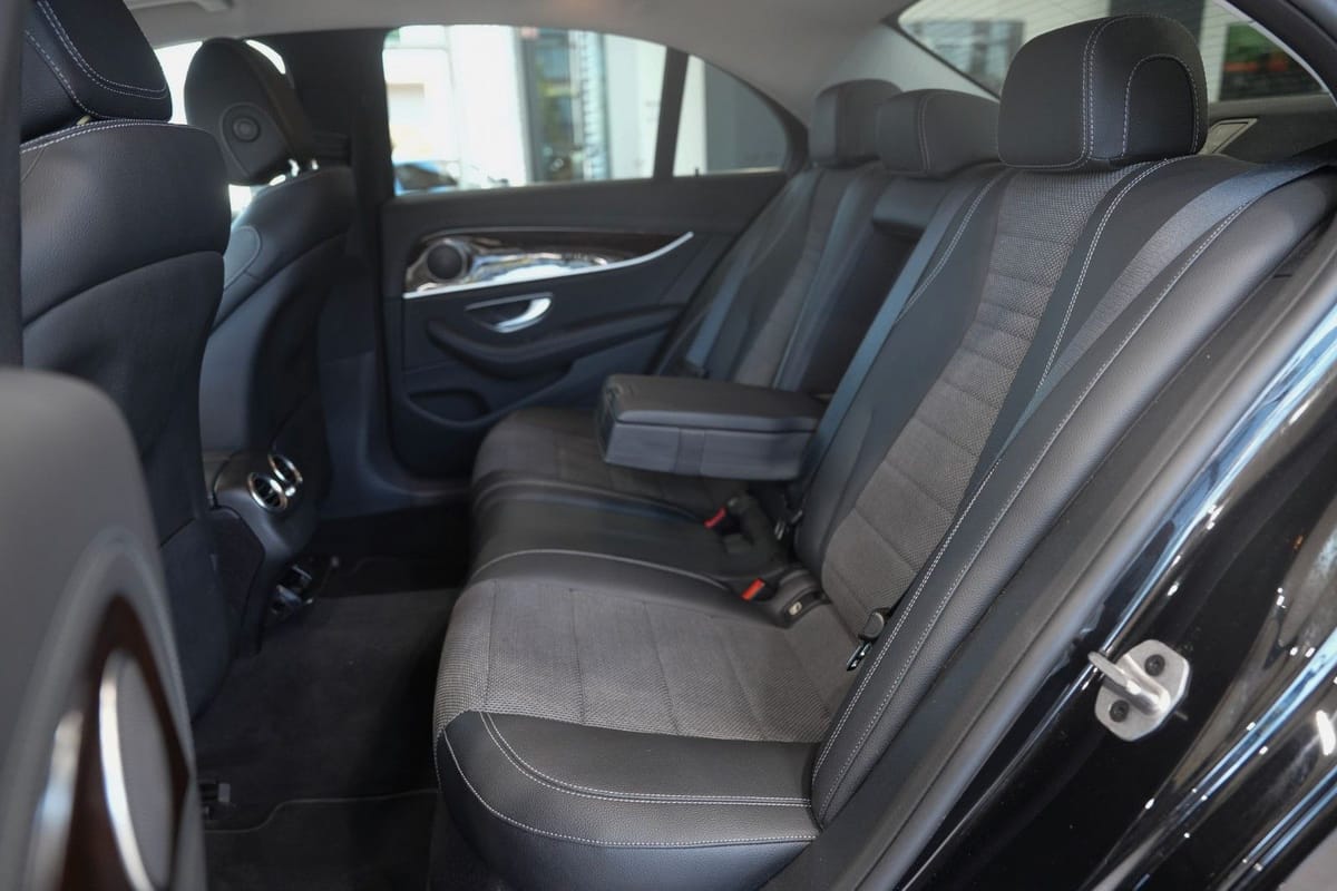 Mercedes-Benz E 300 Lim. Exclusive AVANTGARDE-INT. 360°KAM LED foto 9