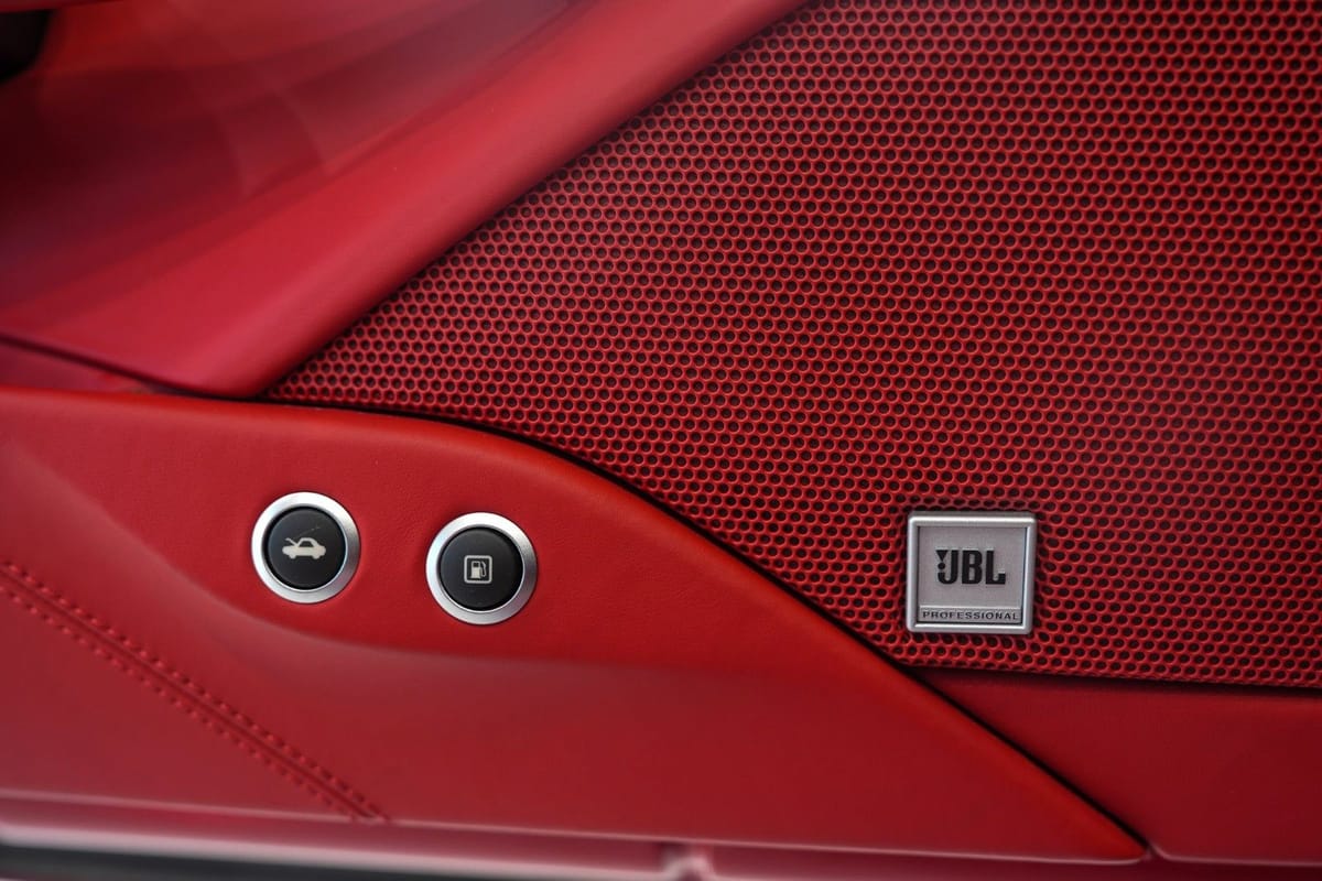 Ferrari 488 Spider*TAILOR-MADE*DAYTONA-SEAT*JBL*LIFT*1HD foto 14