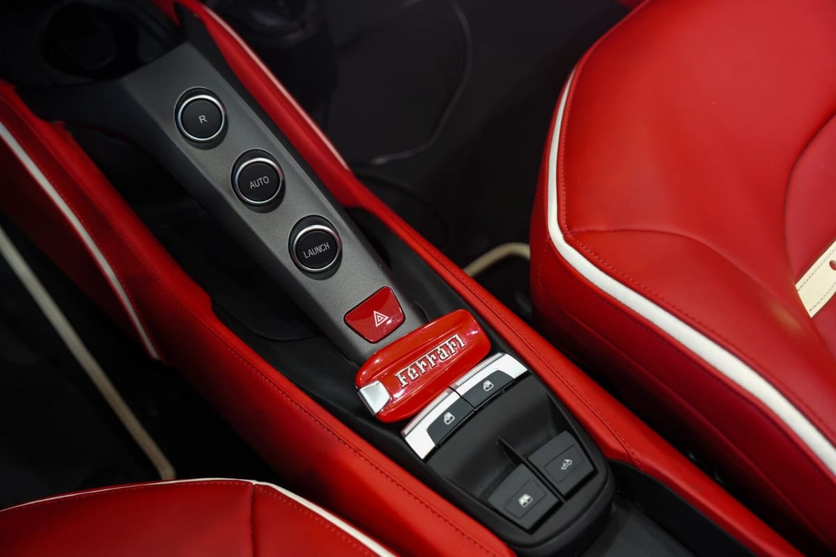 Ferrari 488 Spider*TAILOR-MADE*DAYTONA-SEAT*JBL*LIFT*1HD foto 24