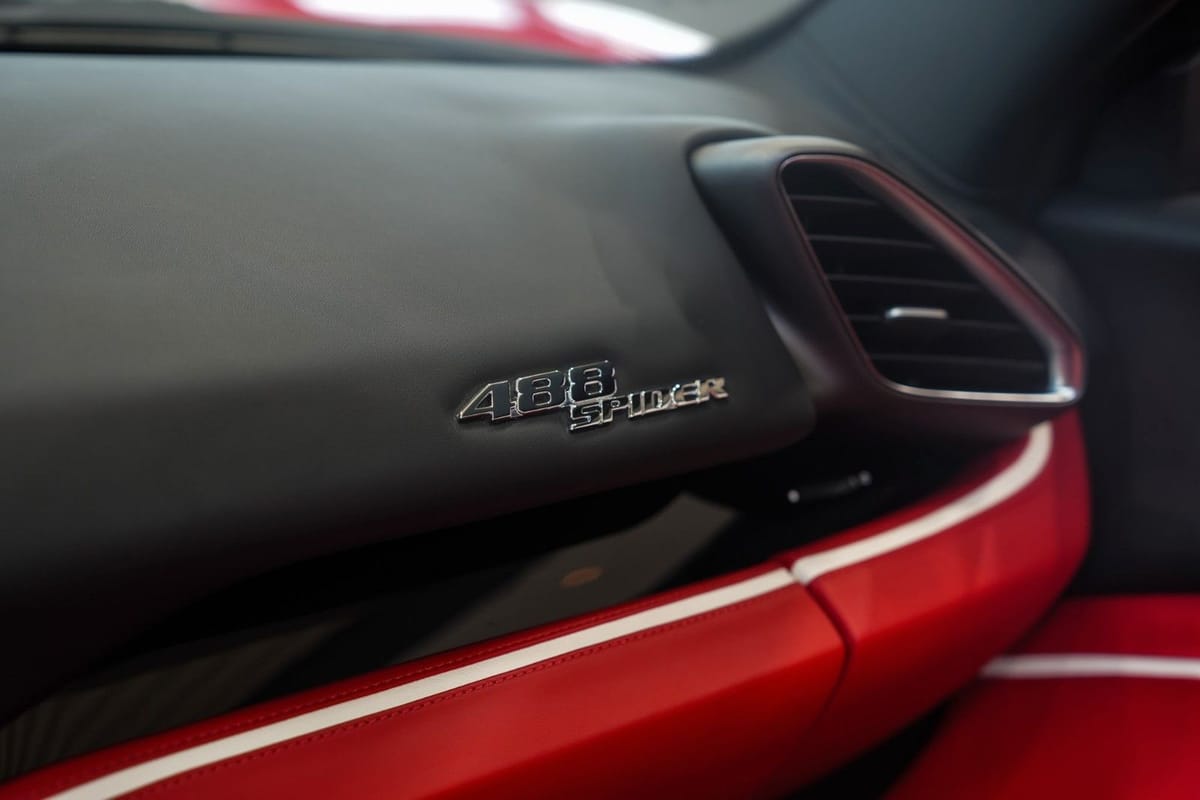 Ferrari 488 Spider*TAILOR-MADE*DAYTONA-SEAT*JBL*LIFT*1HD foto 25