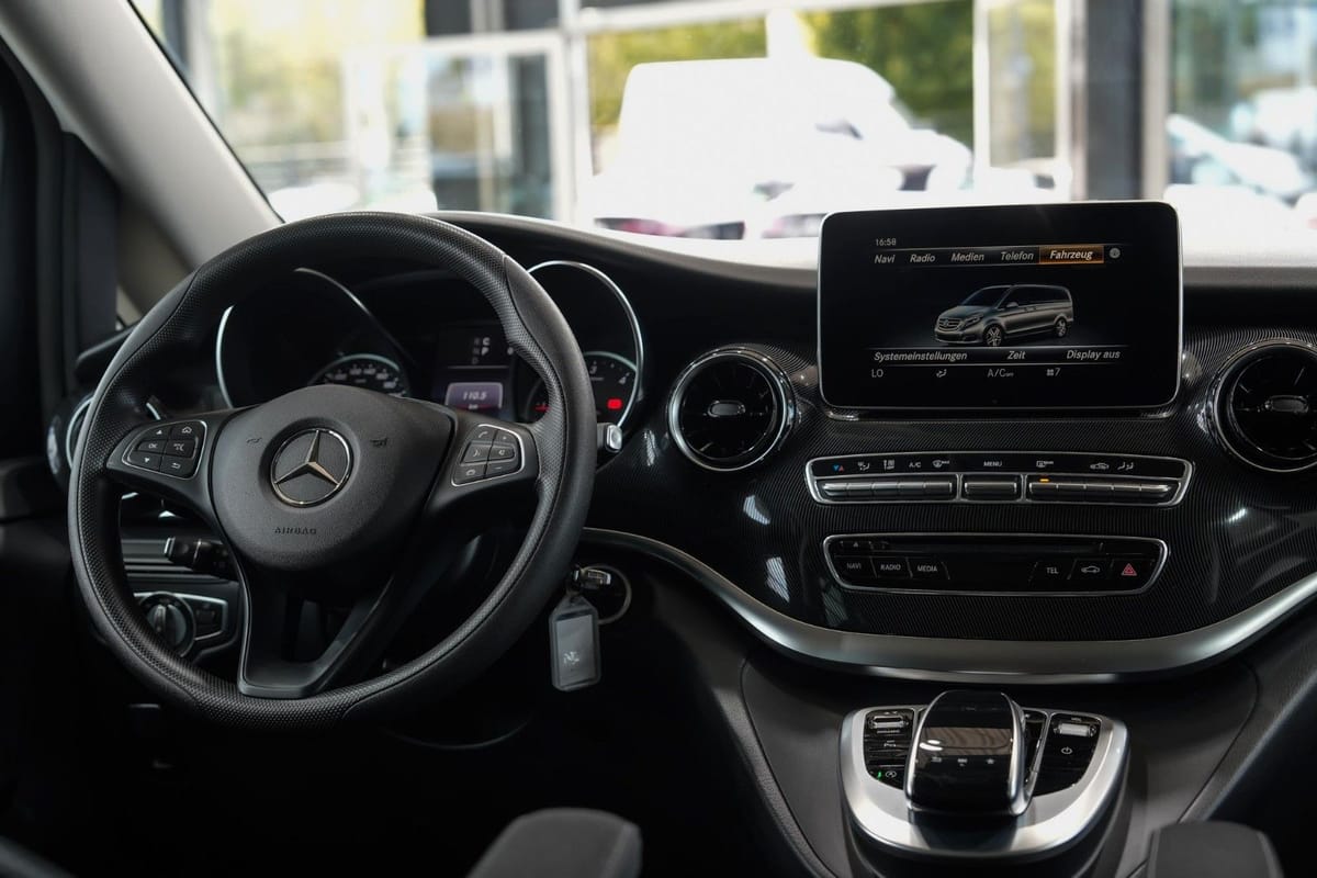 Mercedes-Benz V 250d lang 7-SITZE KAMERA NAVI LM 17 AHK LED foto 16