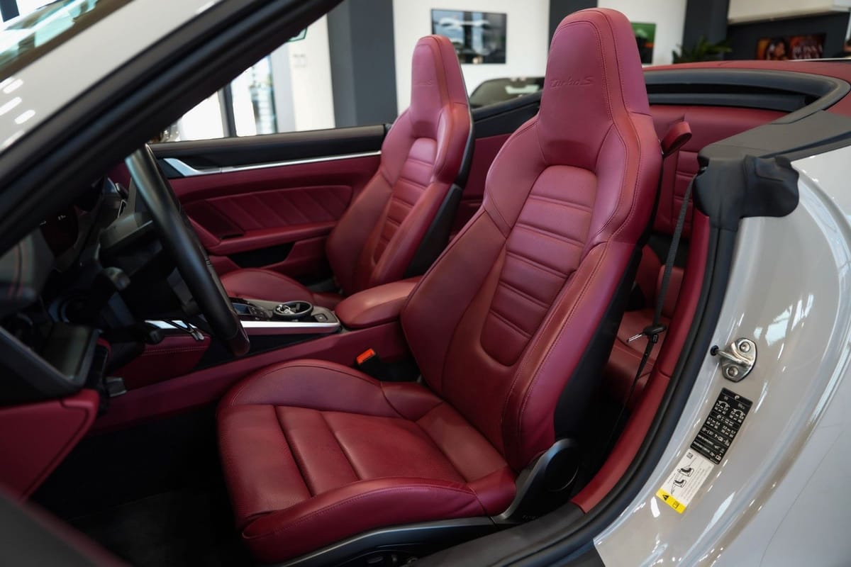 Porsche 992 Turbo S Cabrio*AERO-KIT*CARBON*LIFT*SPORTABG foto 13