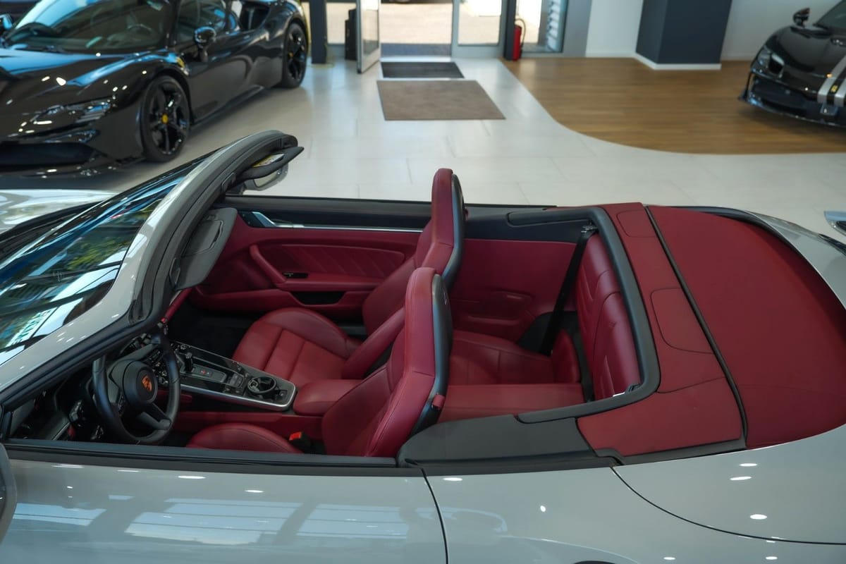 Porsche 992 Turbo S Cabrio*AERO-KIT*CARBON*LIFT*SPORTABG foto 15