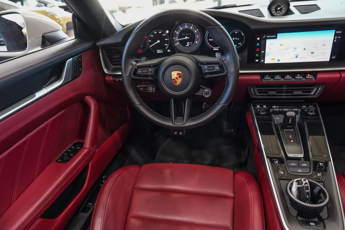 Porsche 992 Turbo S Cabrio*AERO-KIT*CARBON*LIFT*SPORTABG foto 17