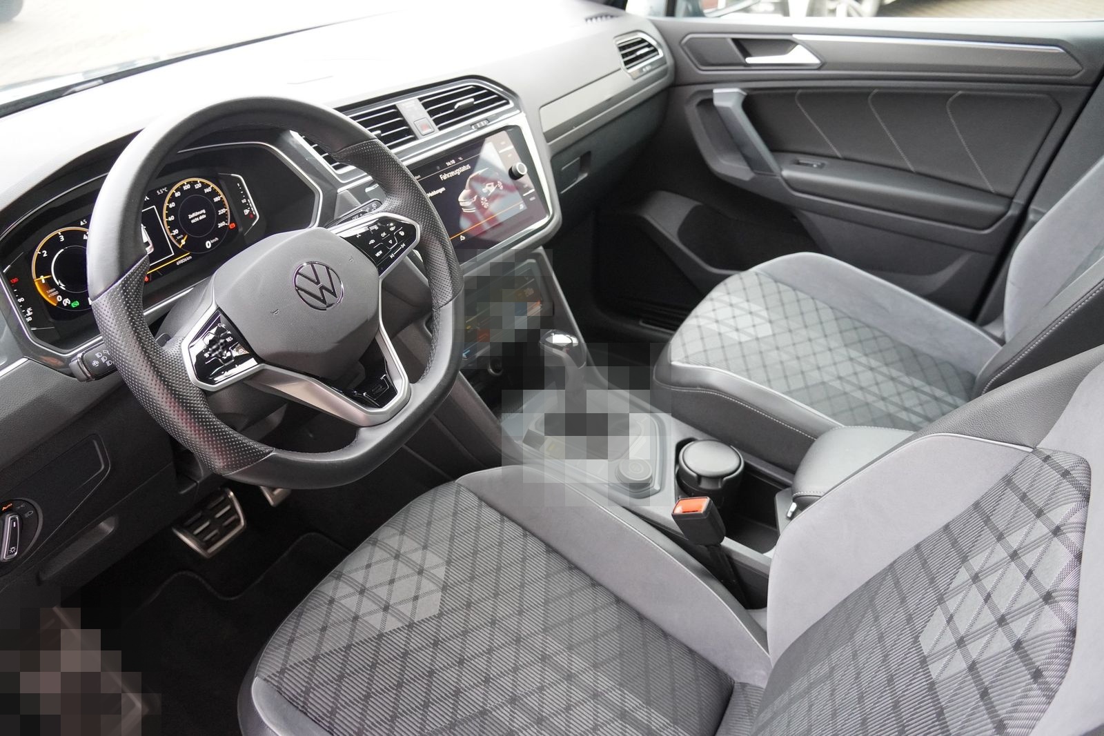 Volkswagen Tiguan 2.0 TDI R-Line 4Motion LED ACC DCC Navi foto 10