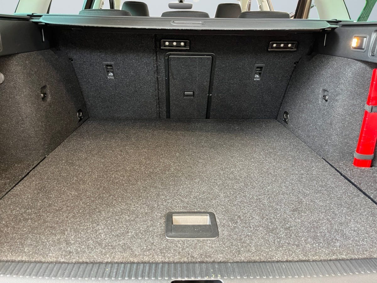Skoda Octavia Combi Scout 2.0TSI DSG 4x4 AHK Klima PDC foto 14