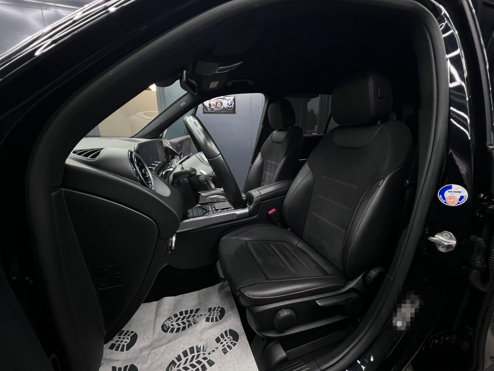 Mercedes-Benz GLB 220d 8G AMG NIGHT DIST+LENK AUGR KAM LED AHK foto 13