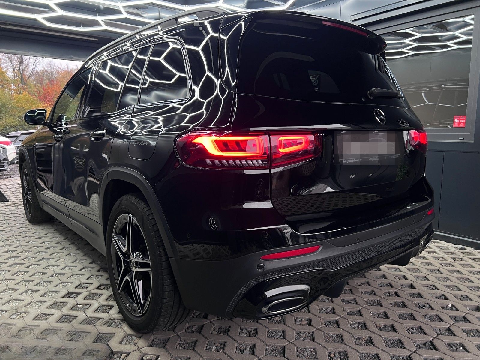 Mercedes-Benz GLB 220d 8G AMG NIGHT DIST+LENK AUGR KAM LED AHK foto 6