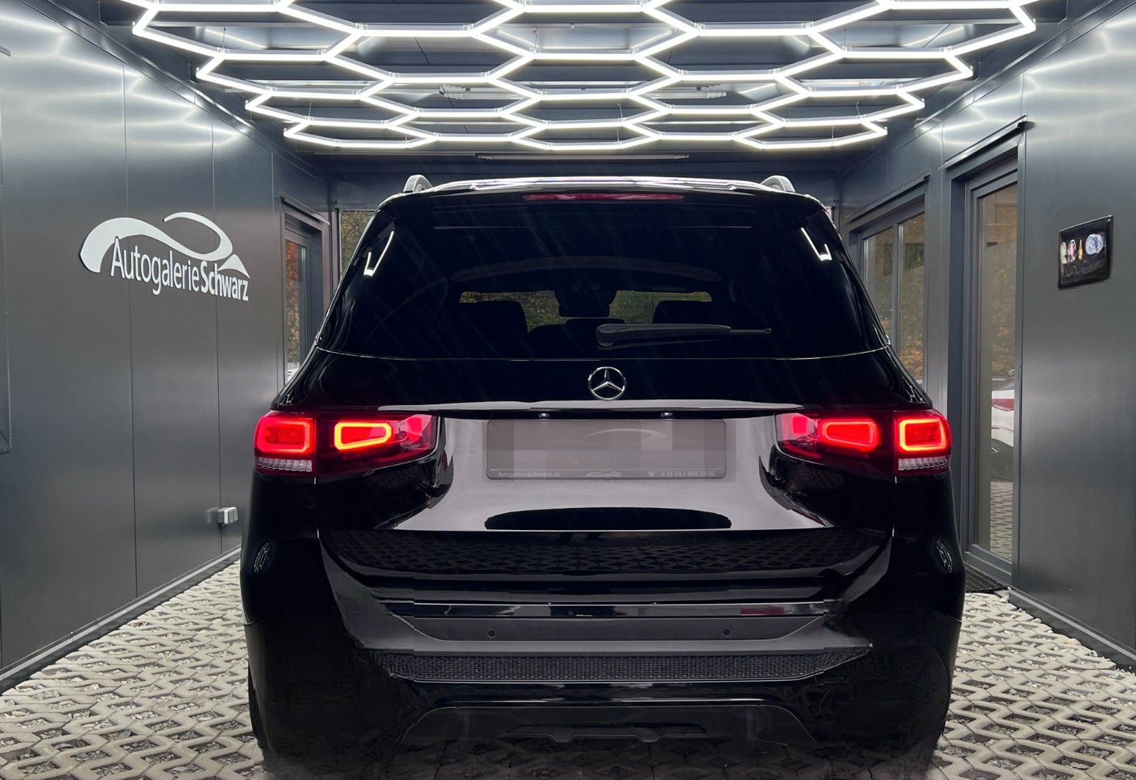 Mercedes-Benz GLB 220d 8G AMG NIGHT DIST+LENK AUGR KAM LED AHK foto 7