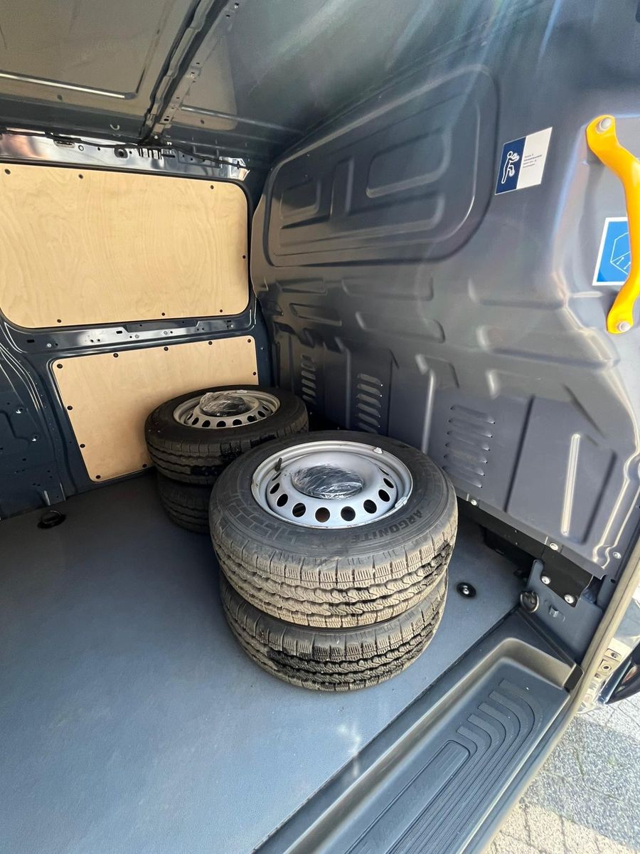 Mercedes-Benz Vito Kasten 114 CDI extralang foto 10