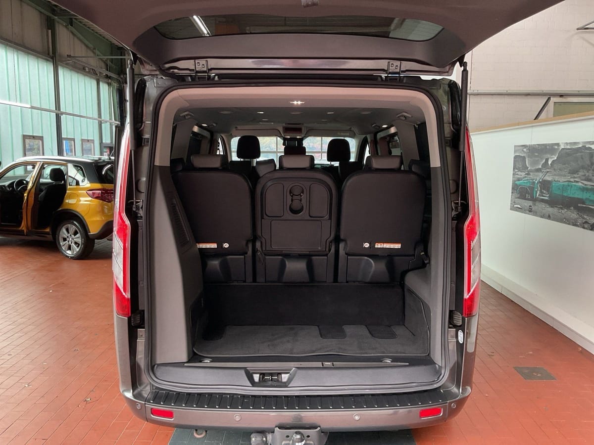 Ford Tourneo Custom Kombi 2.0 TDCi Titanium AHK foto 9