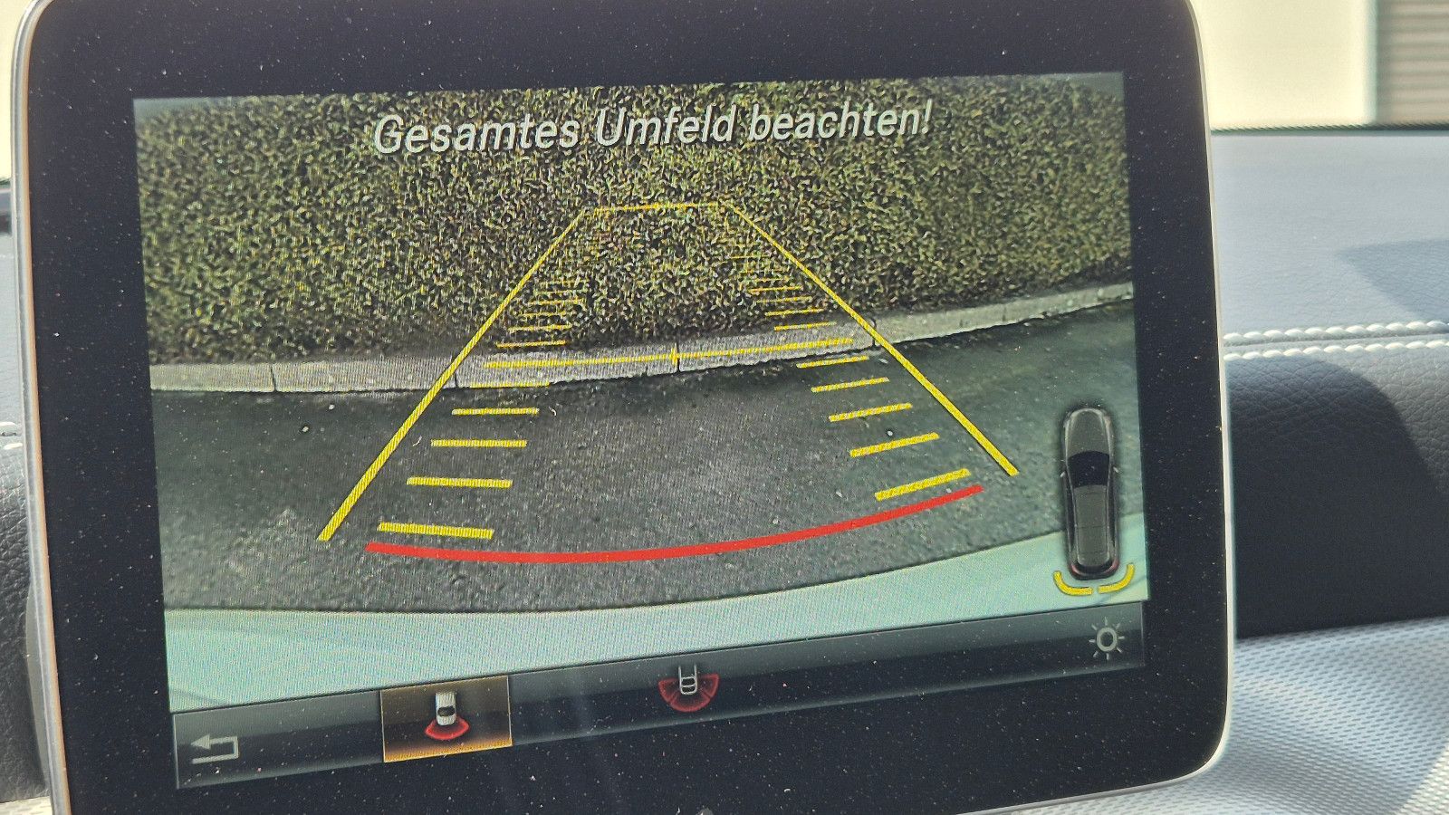 Mercedes-Benz A220 4MATIC AMG Line DCT Edition/PANO/KAMERA/ foto 14