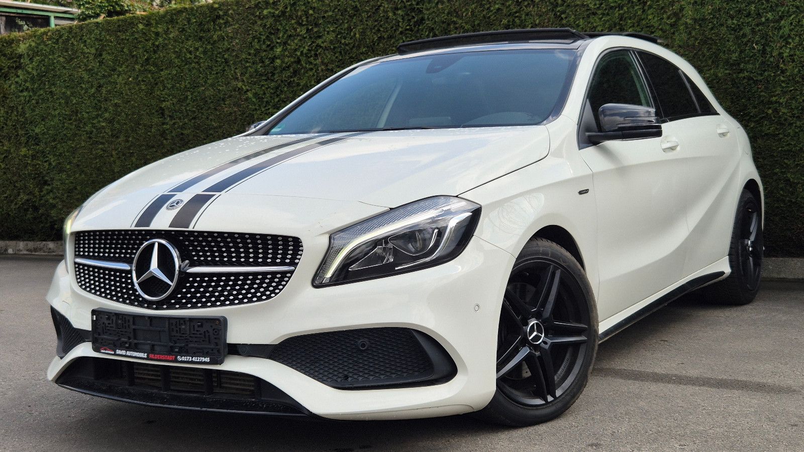 Mercedes-Benz A220 4MATIC AMG Line DCT Edition/PANO/KAMERA/ foto 8