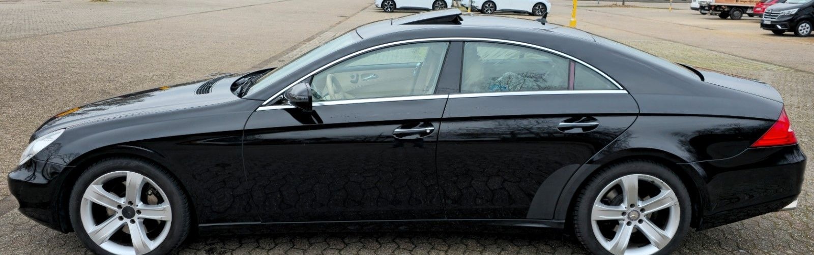 Mercedes-Benz CLS 350 foto 3