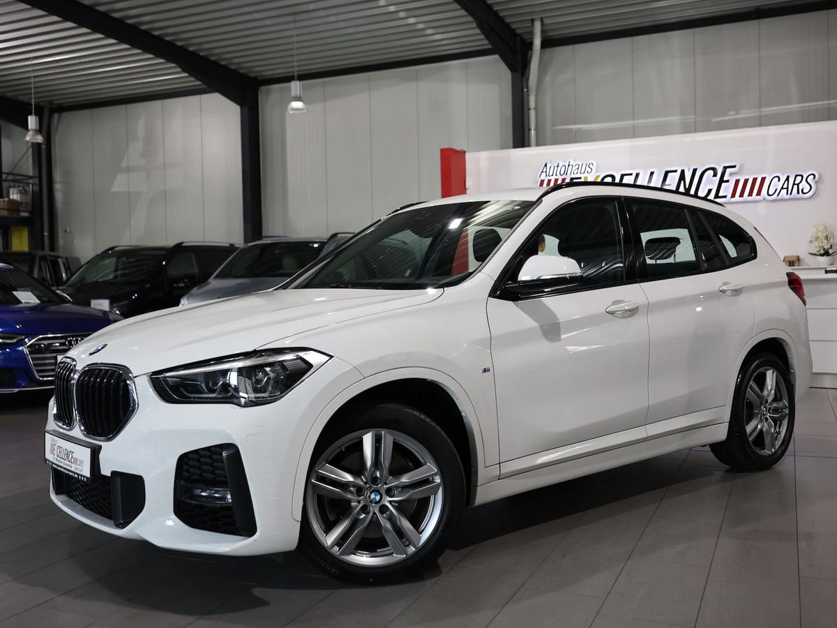 BMW X1 sDrive 20i M-SPORT SHADOW LED LEDER NAVI foto 4