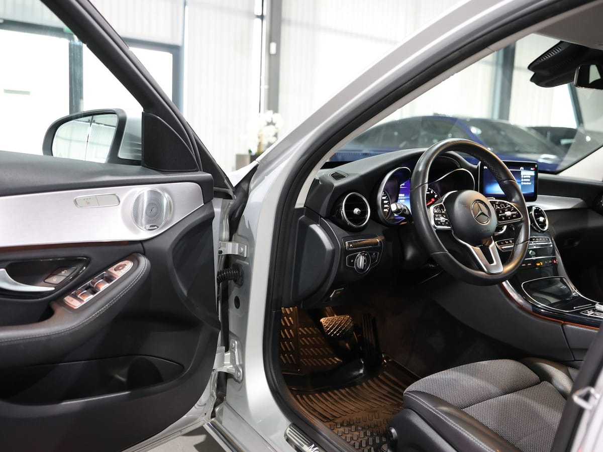 Mercedes-Benz C 180 T ADVANCED AVANTGARDE / LEDER / LED / PARK foto 12