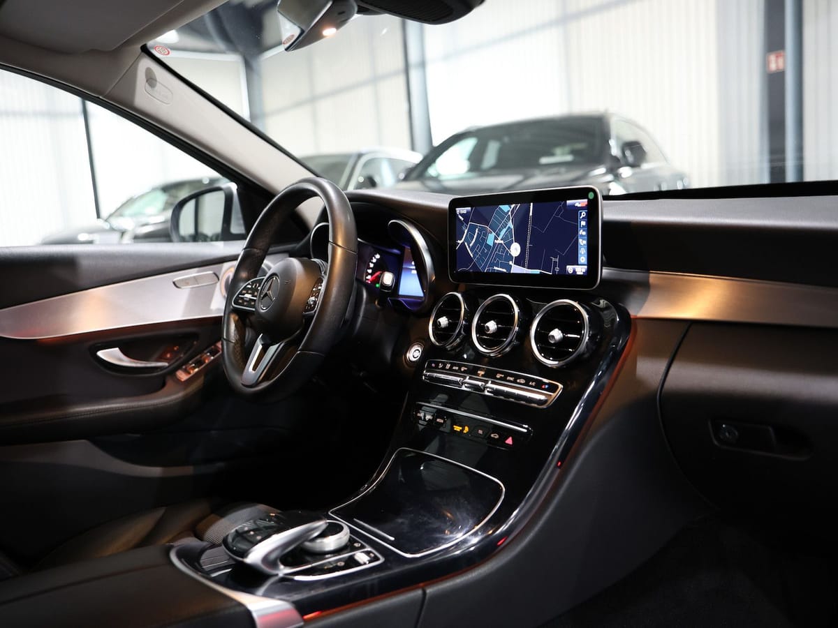 Mercedes-Benz C 180 T ADVANCED AVANTGARDE / LEDER / LED / PARK foto 23