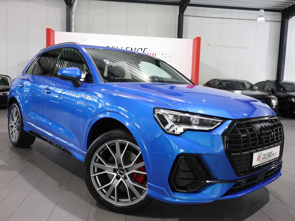 Audi Q3 40 TDI Q S-LINE COMPETITION EXCLUSIVE BLACK foto 2
