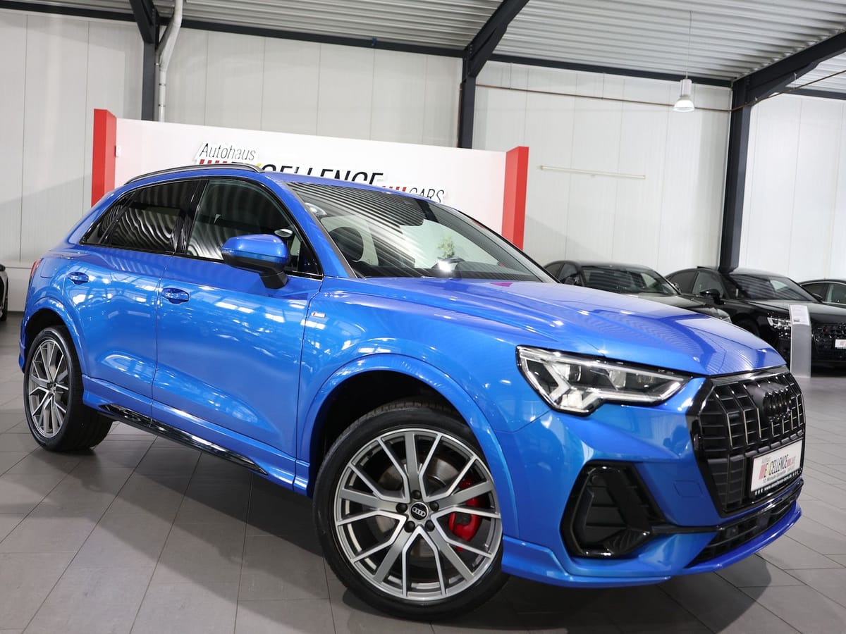 Audi Q3 40 TDI Q S-LINE COMPETITION EXCLUSIVE BLACK foto 3