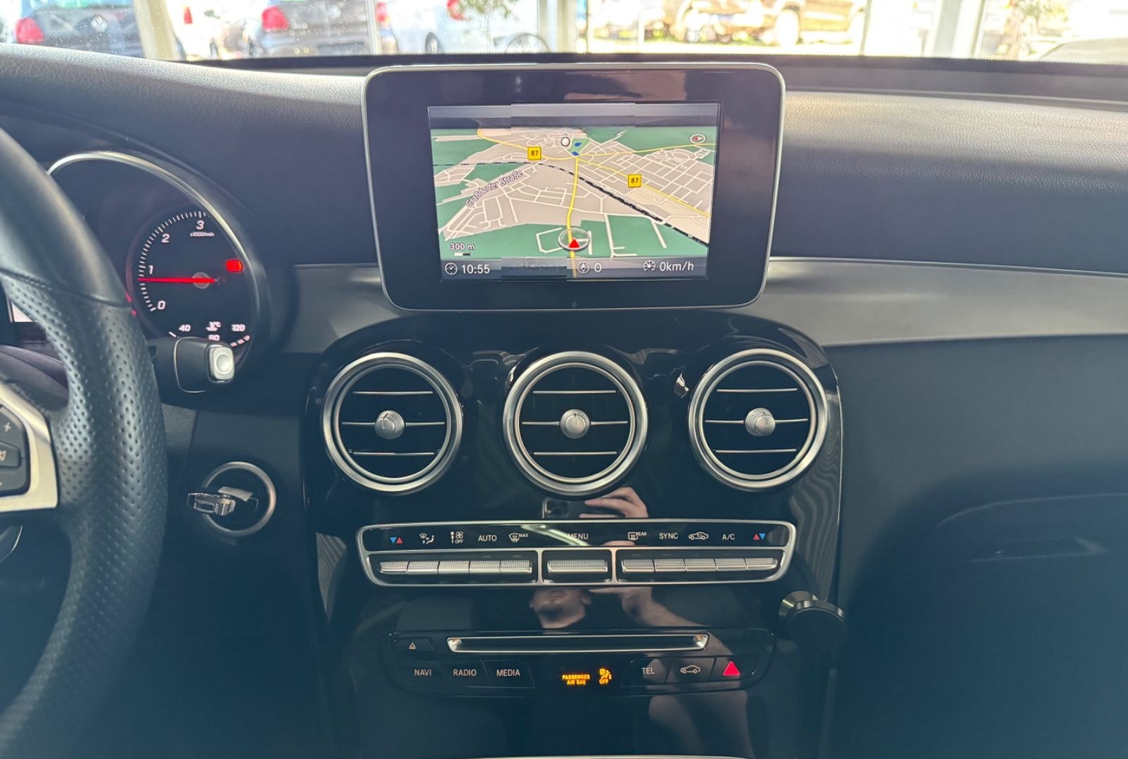 Mercedes-Benz GLC 220 d 4M AMG-Line *AHK*PAN*SHZ*NAV*LED*TEM* foto 13