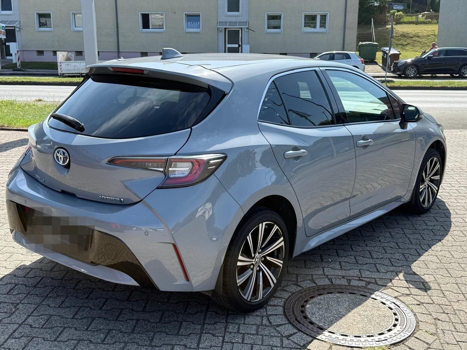 Toyota Corolla 1.8 16V Hybrid Automatik foto 4
