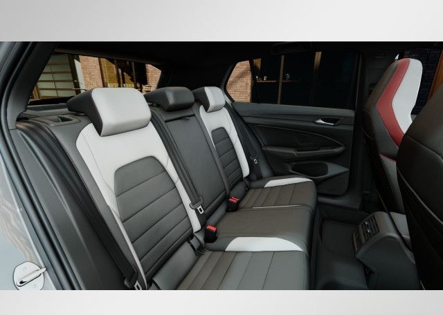 Volkswagen Golf VIII GTI Clubsport 2.0 l TSI BlackStyle Nav foto 12