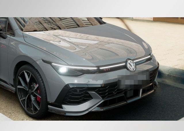 Volkswagen Golf VIII GTI Clubsport 2.0 l TSI BlackStyle Nav foto 13