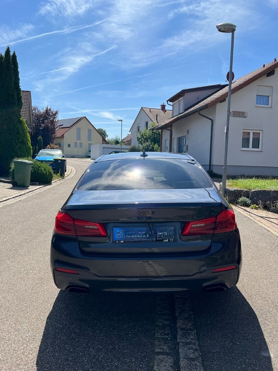 BMW 540d xDrive Limousine, M-Sport, 2 Jahre Garantie foto 2