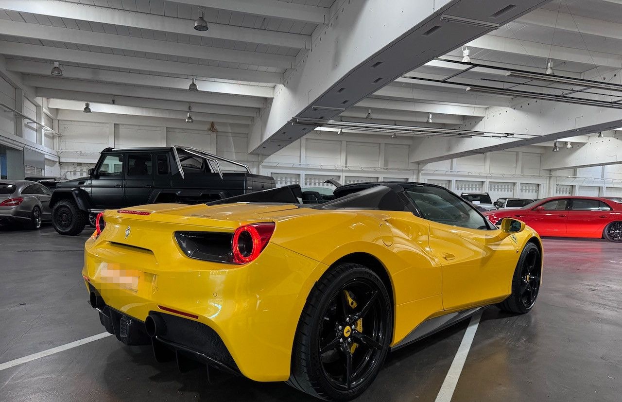 Ferrari 488 Spider ATELIER*CARBONFUL*RACINGSEAT*CAPRISTO foto 6