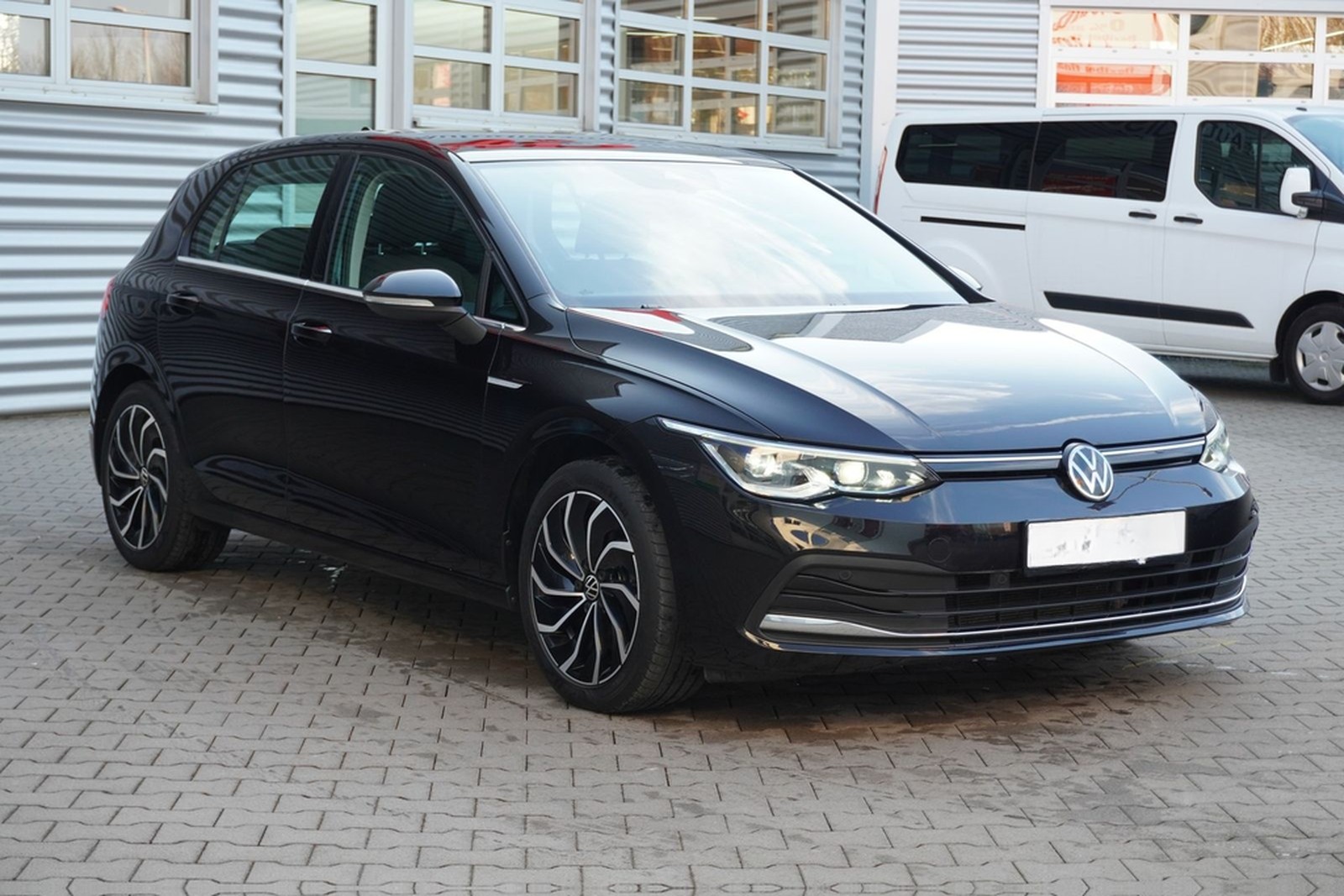 Volkswagen Golf VIII 1.5 TSI Style LED Navi ACC Panorama foto 4