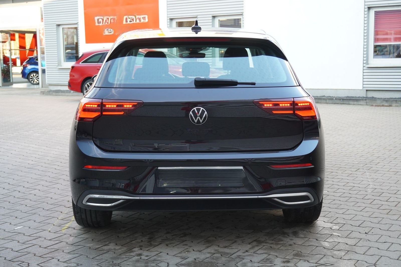 Volkswagen Golf VIII 1.5 TSI Style LED Navi ACC Panorama foto 7