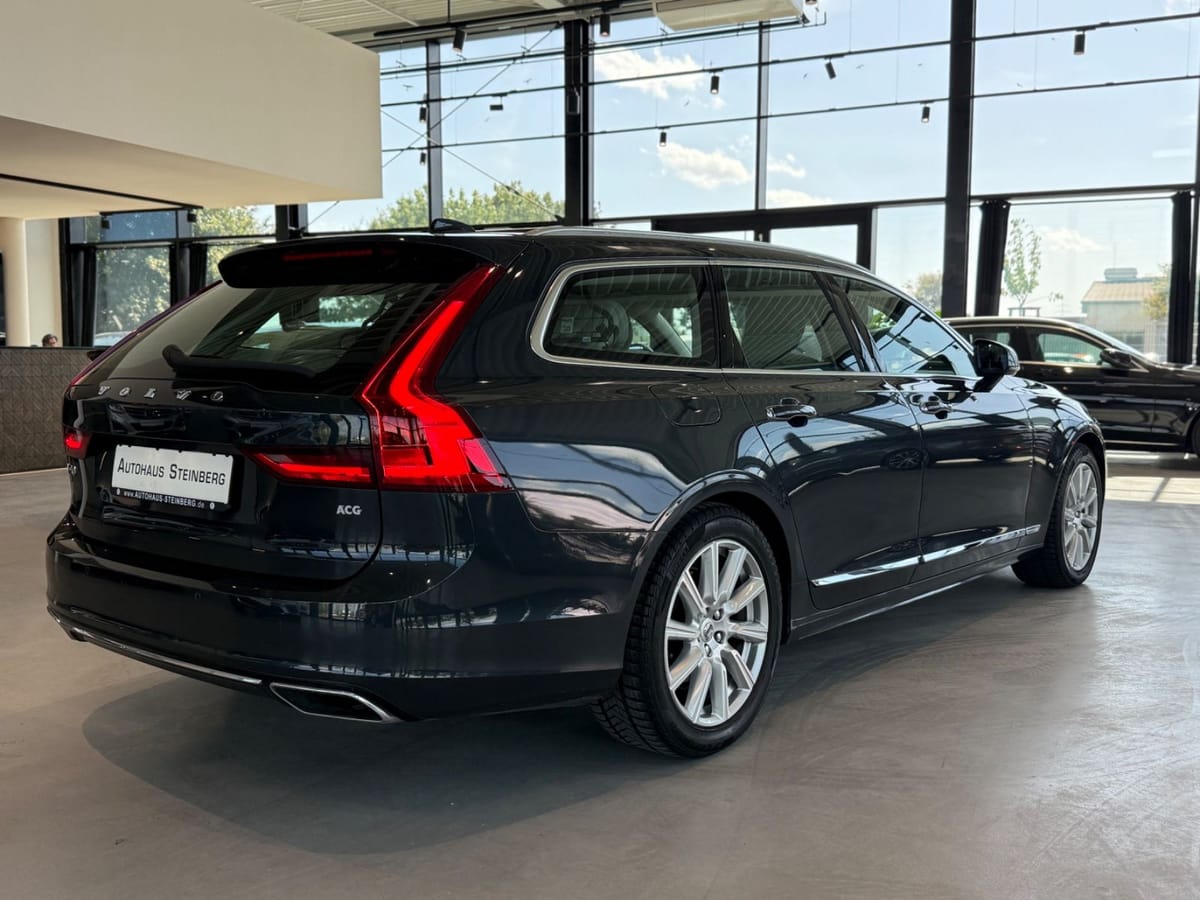 Volvo V90 Kombi NAVIGATION+SHZ+HK+PDC+LEDER foto 2
