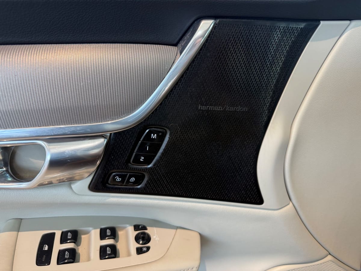 Volvo V90 Kombi NAVIGATION+SHZ+HK+PDC+LEDER foto 12
