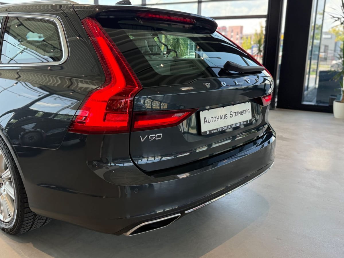 Volvo V90 Kombi NAVIGATION+SHZ+HK+PDC+LEDER foto 14
