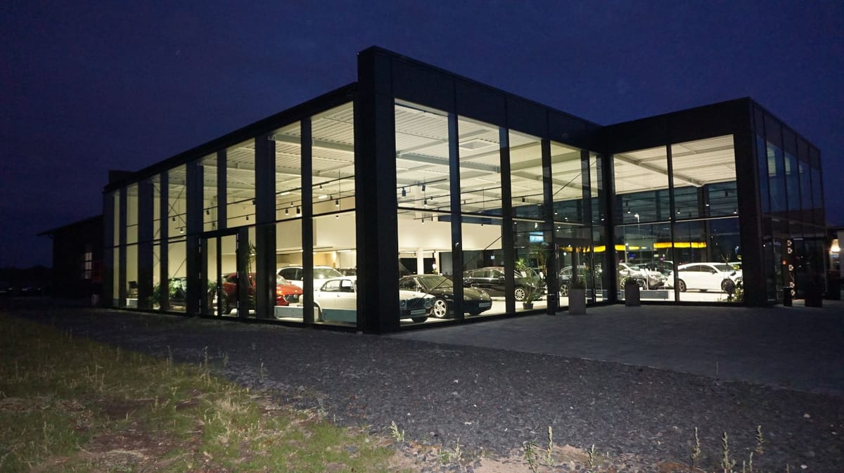 Volvo V90 Kombi NAVIGATION+SHZ+HK+PDC+LEDER foto 23