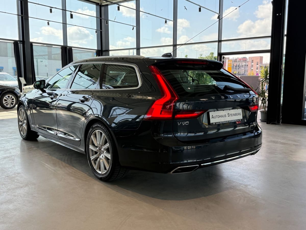 Volvo V90 Kombi NAVIGATION+SHZ+HK+PDC+LEDER foto 4