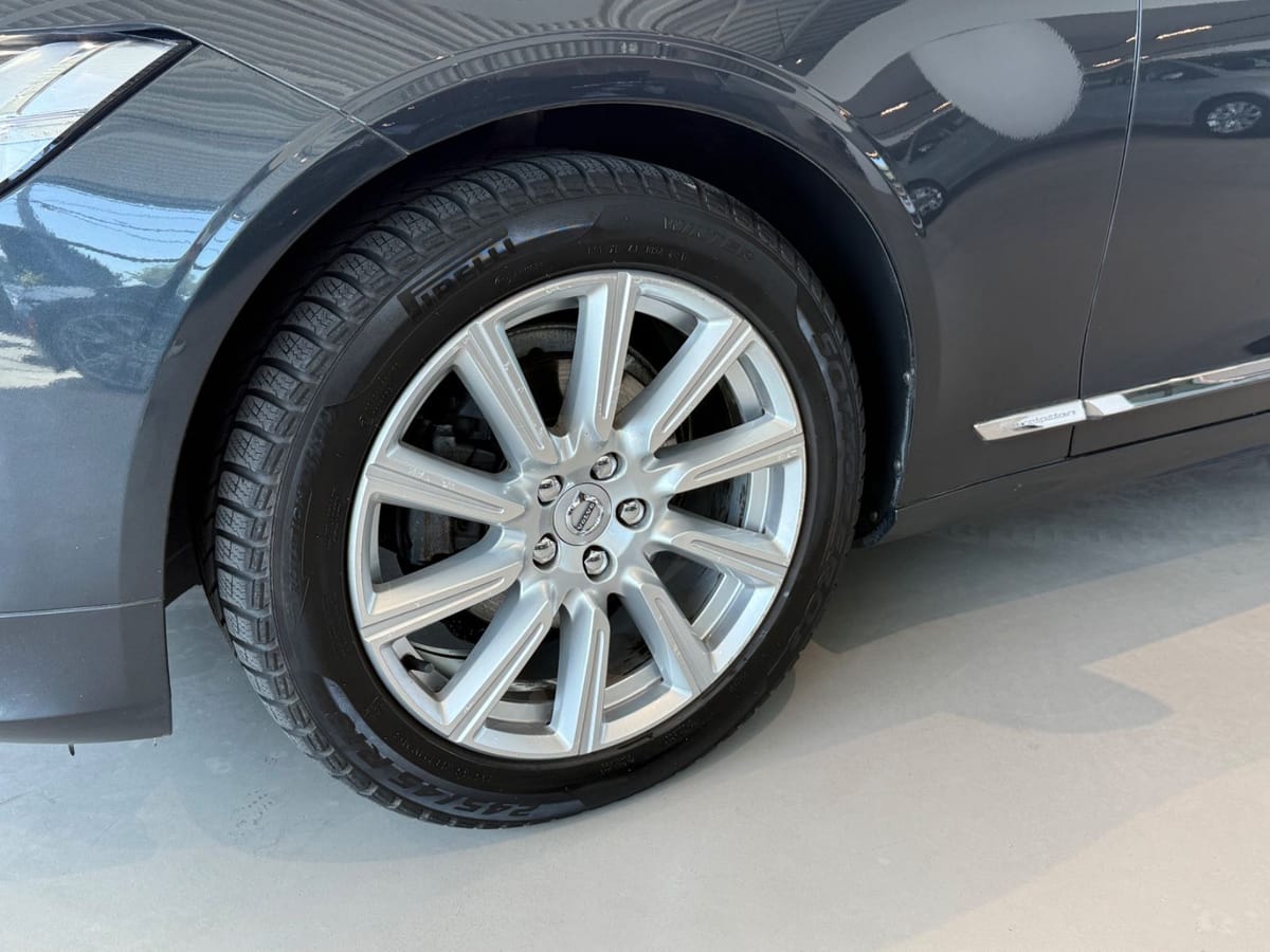 Volvo V90 Kombi NAVIGATION+SHZ+HK+PDC+LEDER foto 9