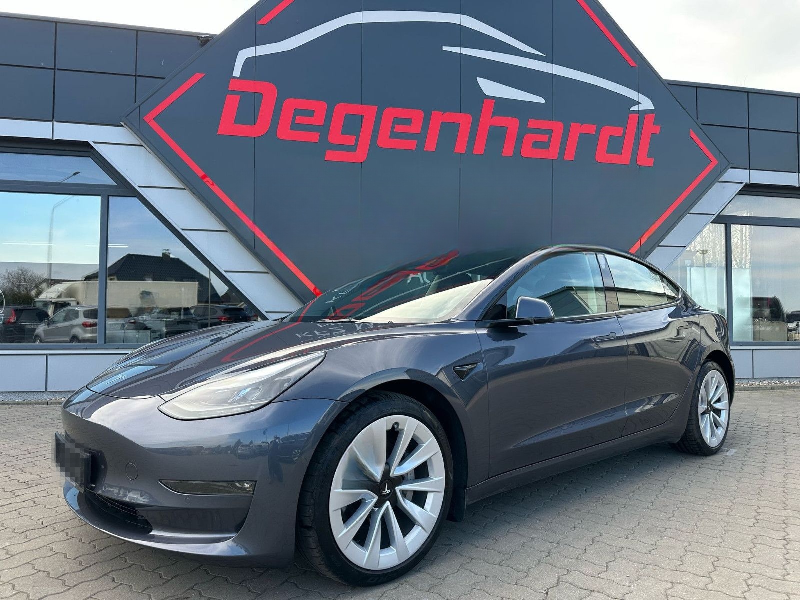 Tesla Model 3 RWD Standard Range Facelift Matrix foto 11
