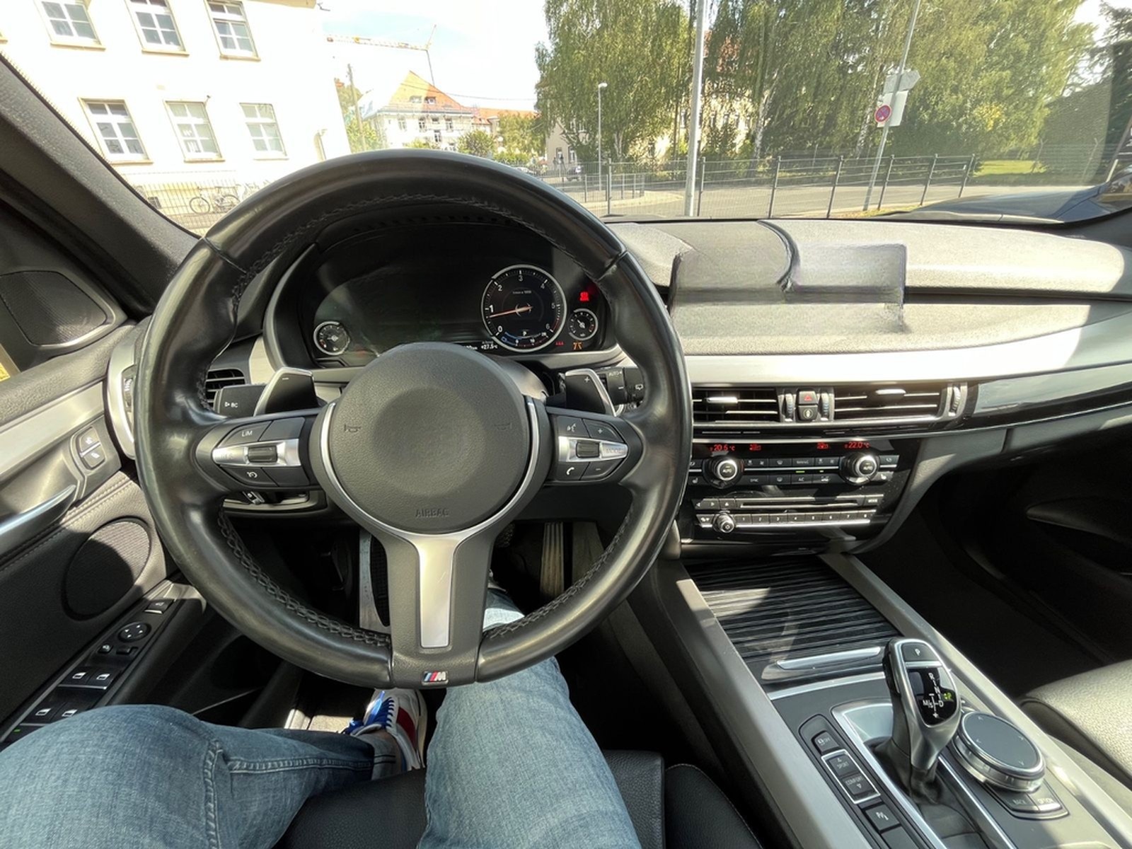 BMW X5 xDrive 30 d LEDER/PANO/21"ALU/M-PAKET foto 7
