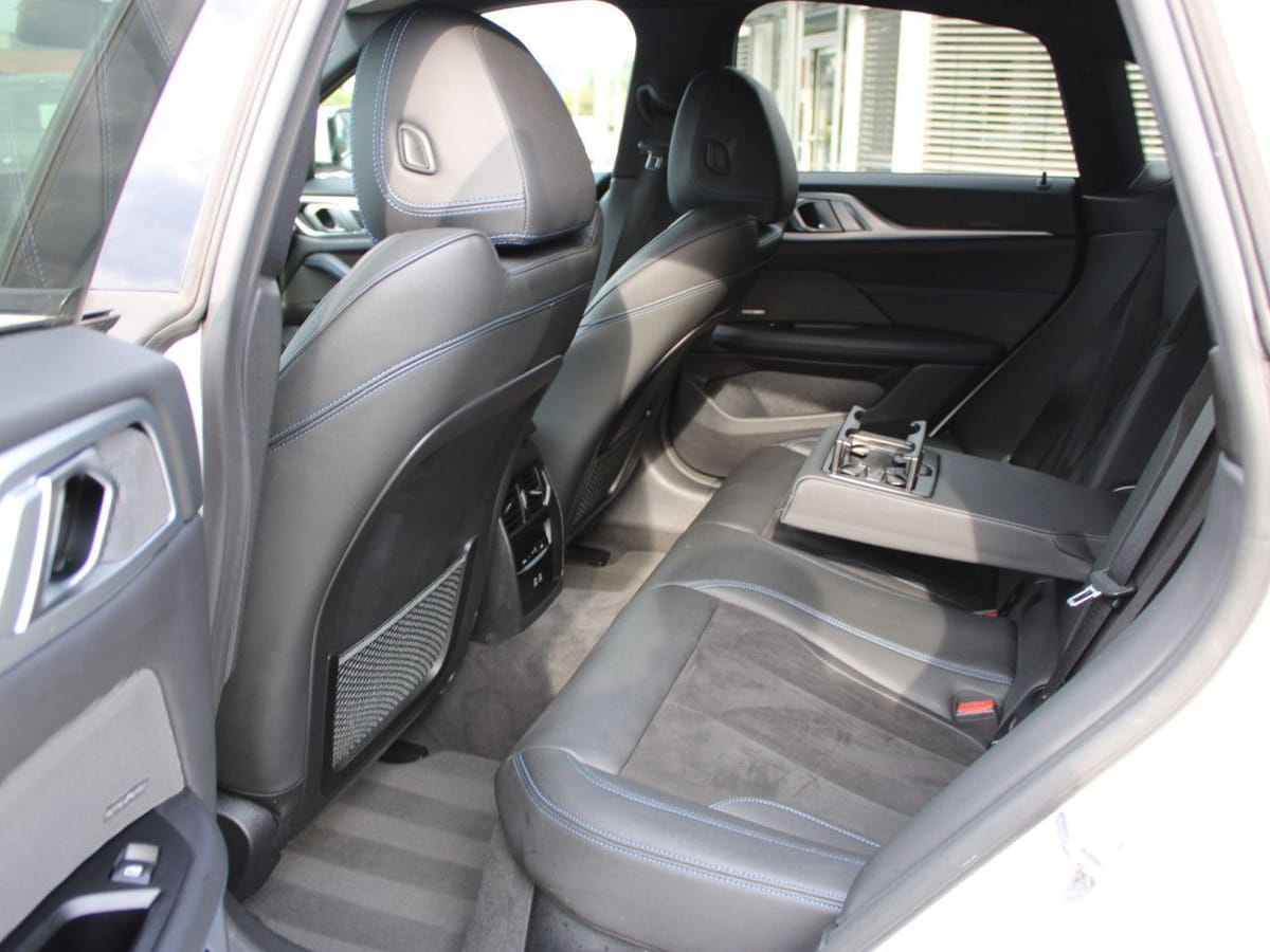 BMW i4 e35 GranC.M Sport ACC SurView Laser Ha/Ka.AHK foto 18
