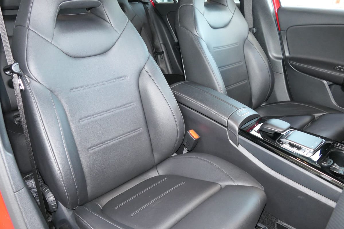 Mercedes-Benz A 220 A -Klasse 4Matic Premium+Business Paket foto 13