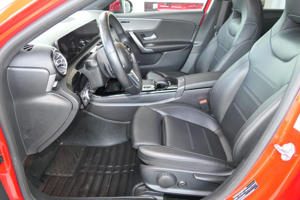 Mercedes-Benz A 220 A -Klasse 4Matic Premium+Business Paket foto 16
