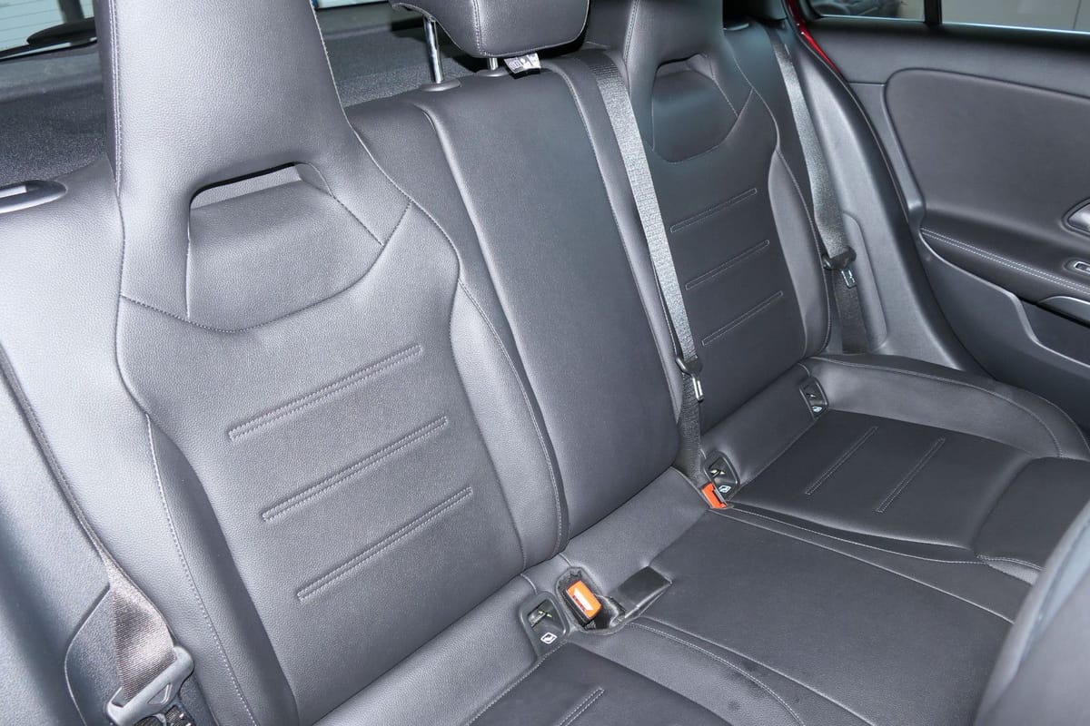 Mercedes-Benz A 220 A -Klasse 4Matic Premium+Business Paket foto 18