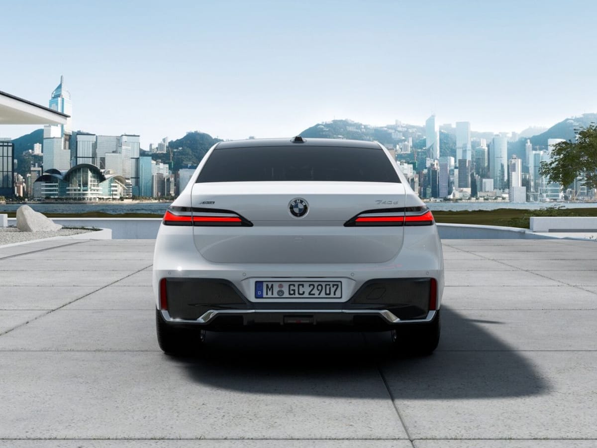 BMW 740d xDr M SPORT SkyLounge,StHzg,360°,DAPro,HUD foto 5