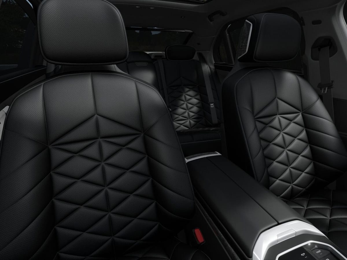 BMW 740d xDr M SPORT SkyLounge,StHzg,360°,DAPro,HUD foto 9