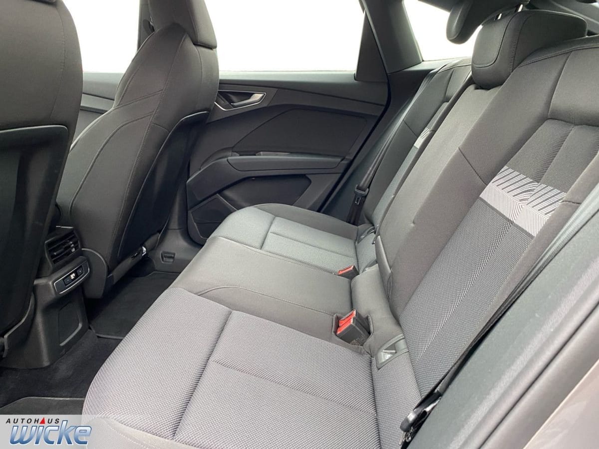 Audi Q4 Sportback 40 e-tron basis NAVI KLIMA AHK LED foto 12